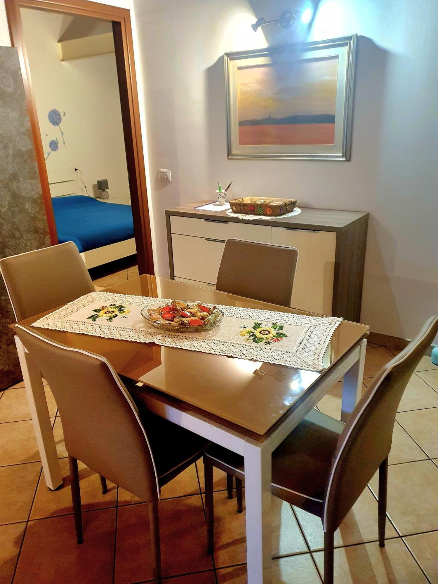 Dimora Chiaretta Apartment Caronno Pertusella ภายนอก รูปภาพ