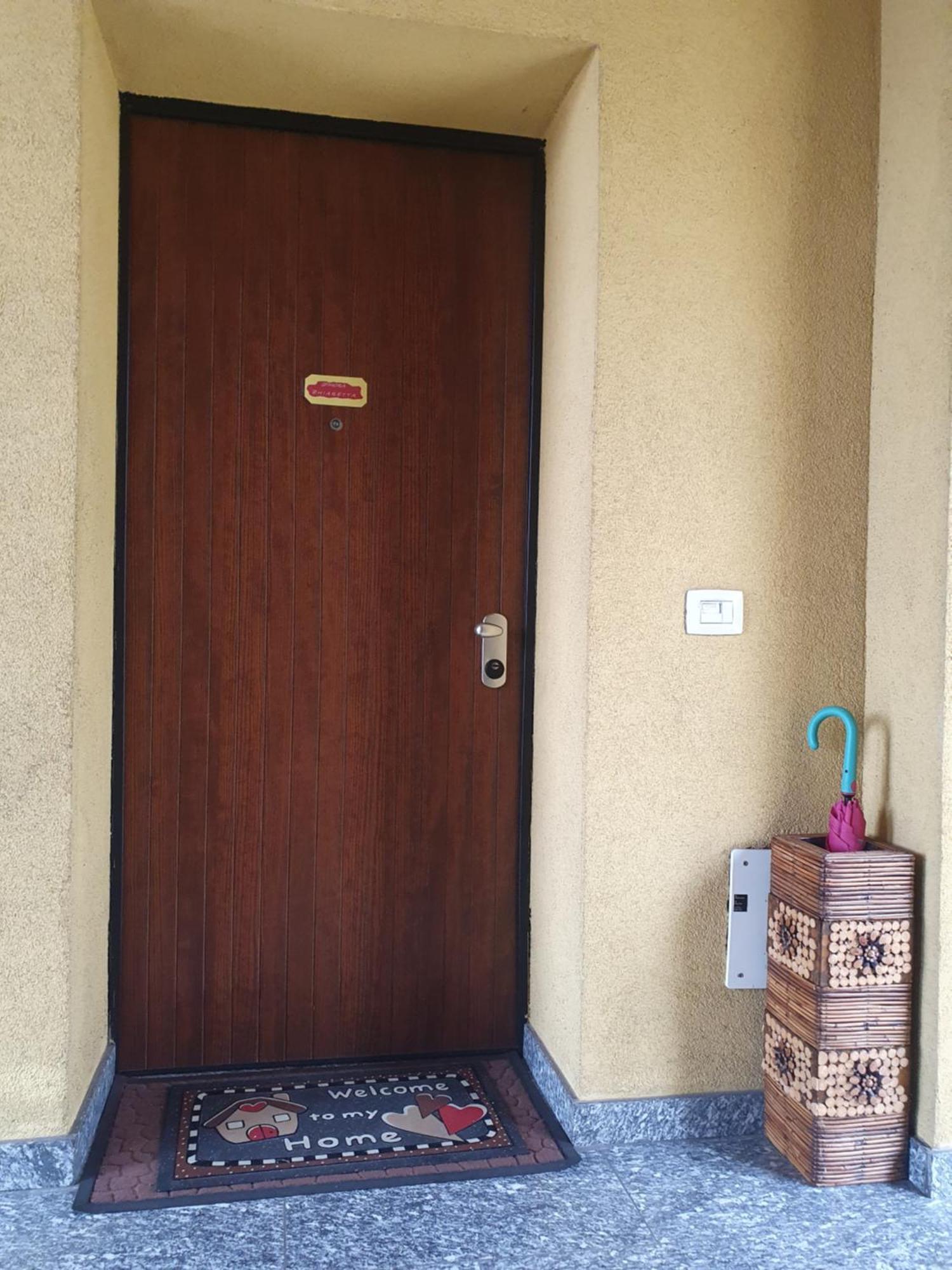Dimora Chiaretta Apartment Caronno Pertusella ภายนอก รูปภาพ
